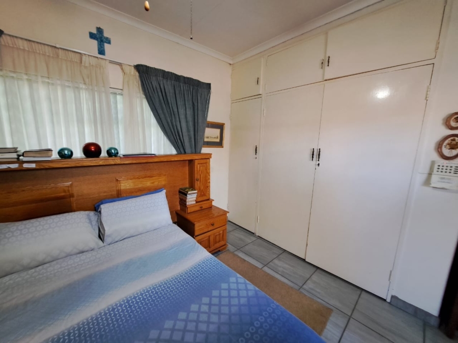 3 Bedroom Property for Sale in Safari Gardens North West